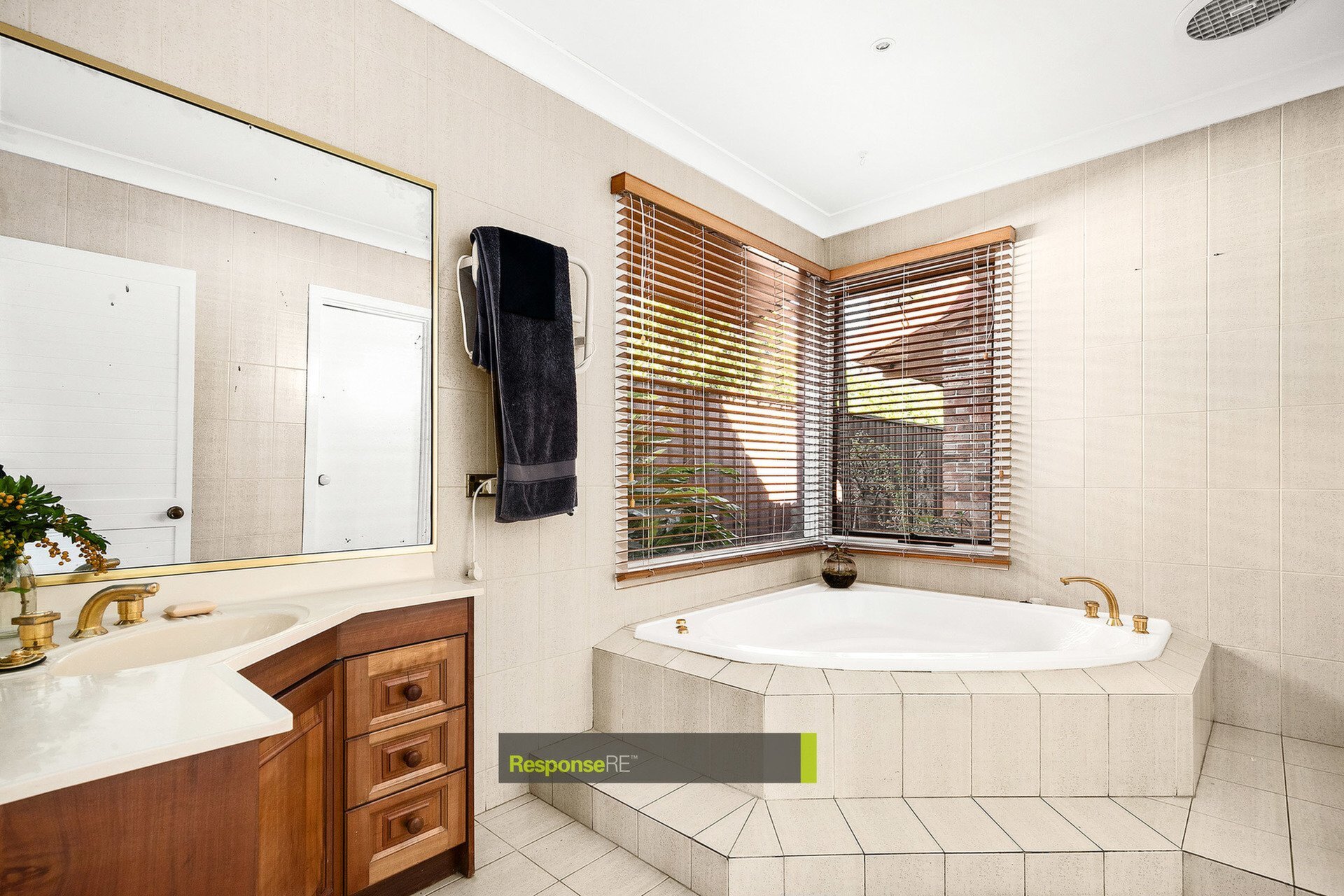 3 Therese Court, Baulkham Hills Sold by ResponseRE Walsh Sullivan Baulkham Hills - image 1