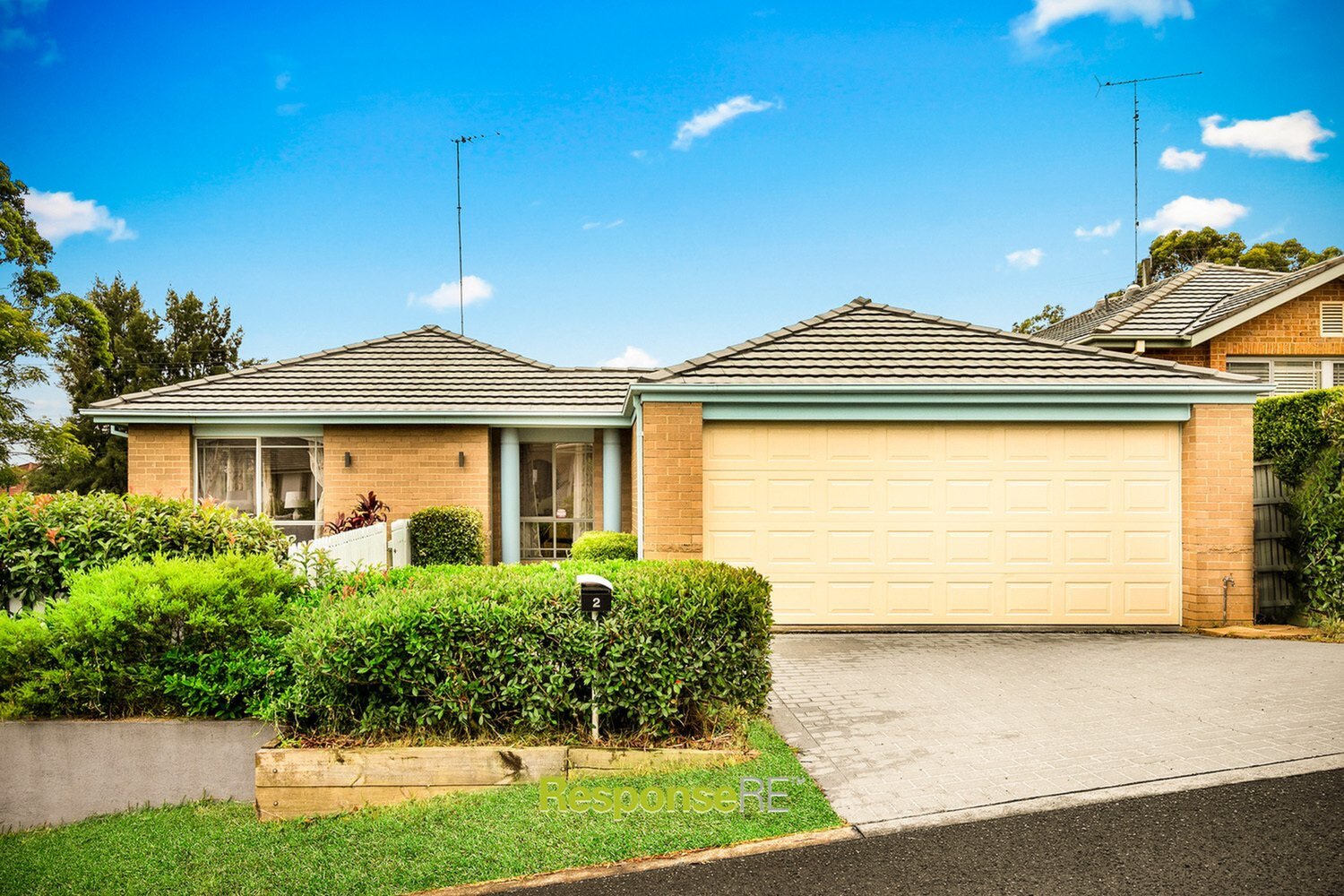 2 Lucinda Grove, Winston Hills Sold by ResponseRE Walsh Sullivan Baulkham Hills - image 1