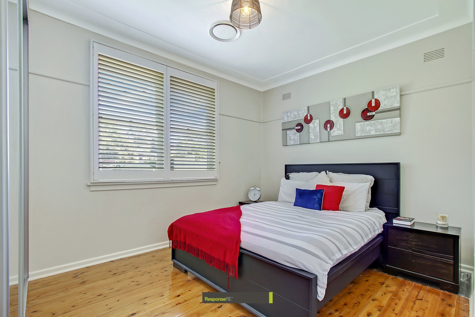 8 Anne Avenue, Seven Hills Sold by ResponseRE Walsh Sullivan Baulkham Hills - image 1