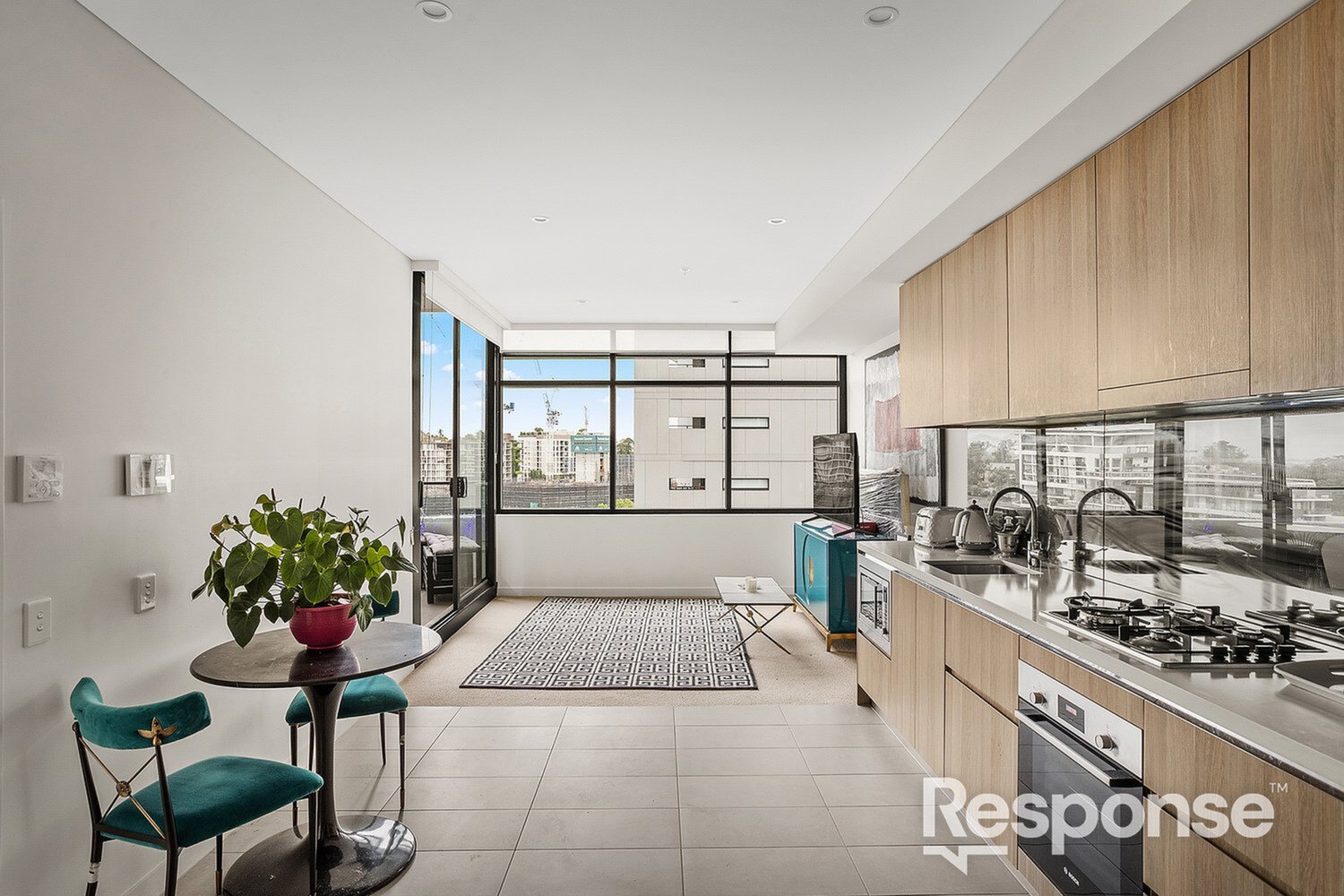 1013/11 Solent Circuit, Norwest Sold by ResponseRE Walsh Sullivan Northmead - image 1
