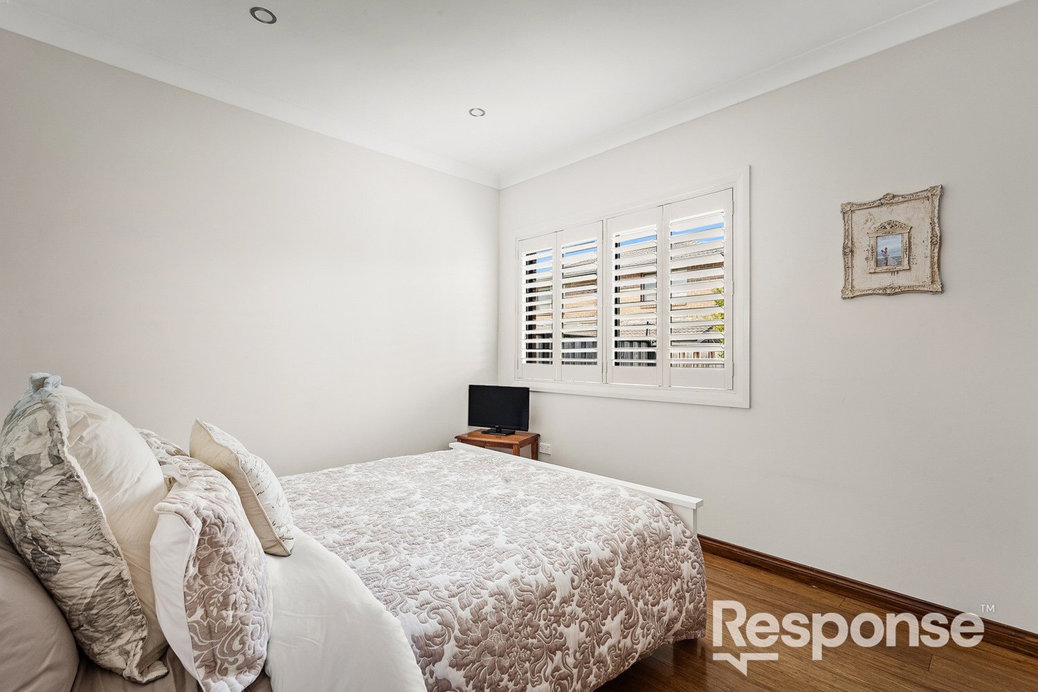10 Fairfax Street, The Ponds Sold by ResponseRE Walsh Sullivan Baulkham Hills - image 1