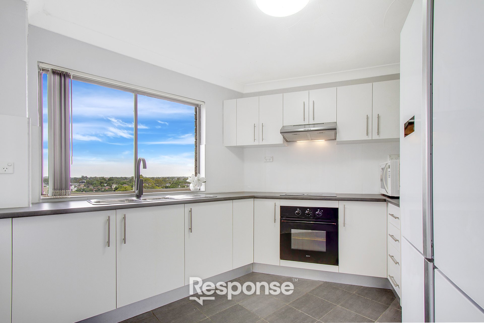 33/20 Great Western Highway, Parramatta Sold by ResponseRE Walsh Sullivan Baulkham Hills - image 1