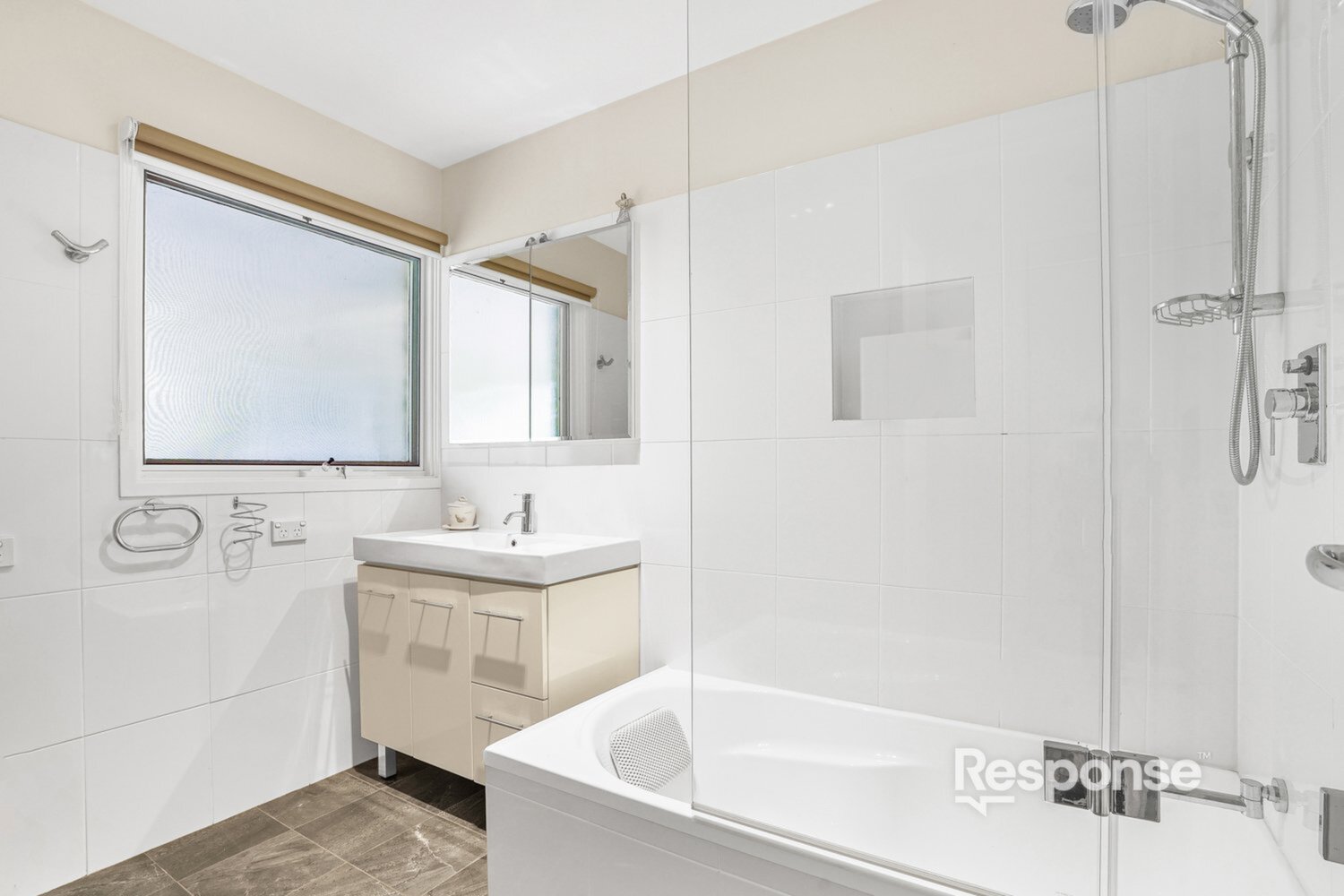 7 Nardu Place, South Penrith Sold by Response Real Estate Penrith - image 1