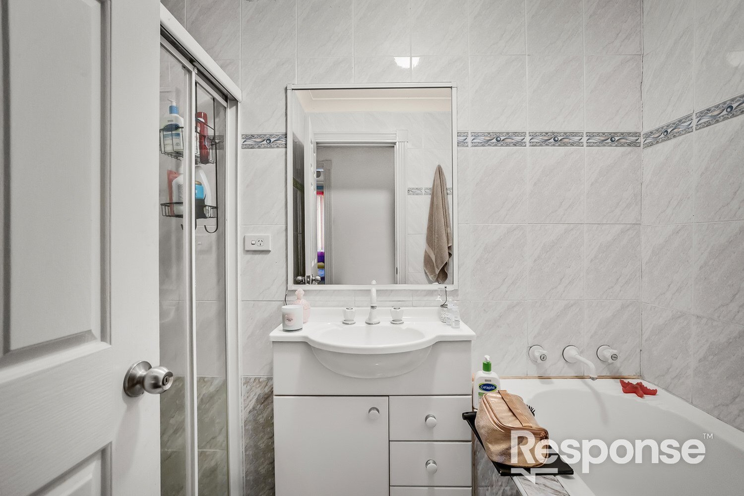 2/13 Watkins Road, Baulkham Hills Sold by ResponseRE Walsh Sullivan Baulkham Hills - image 1