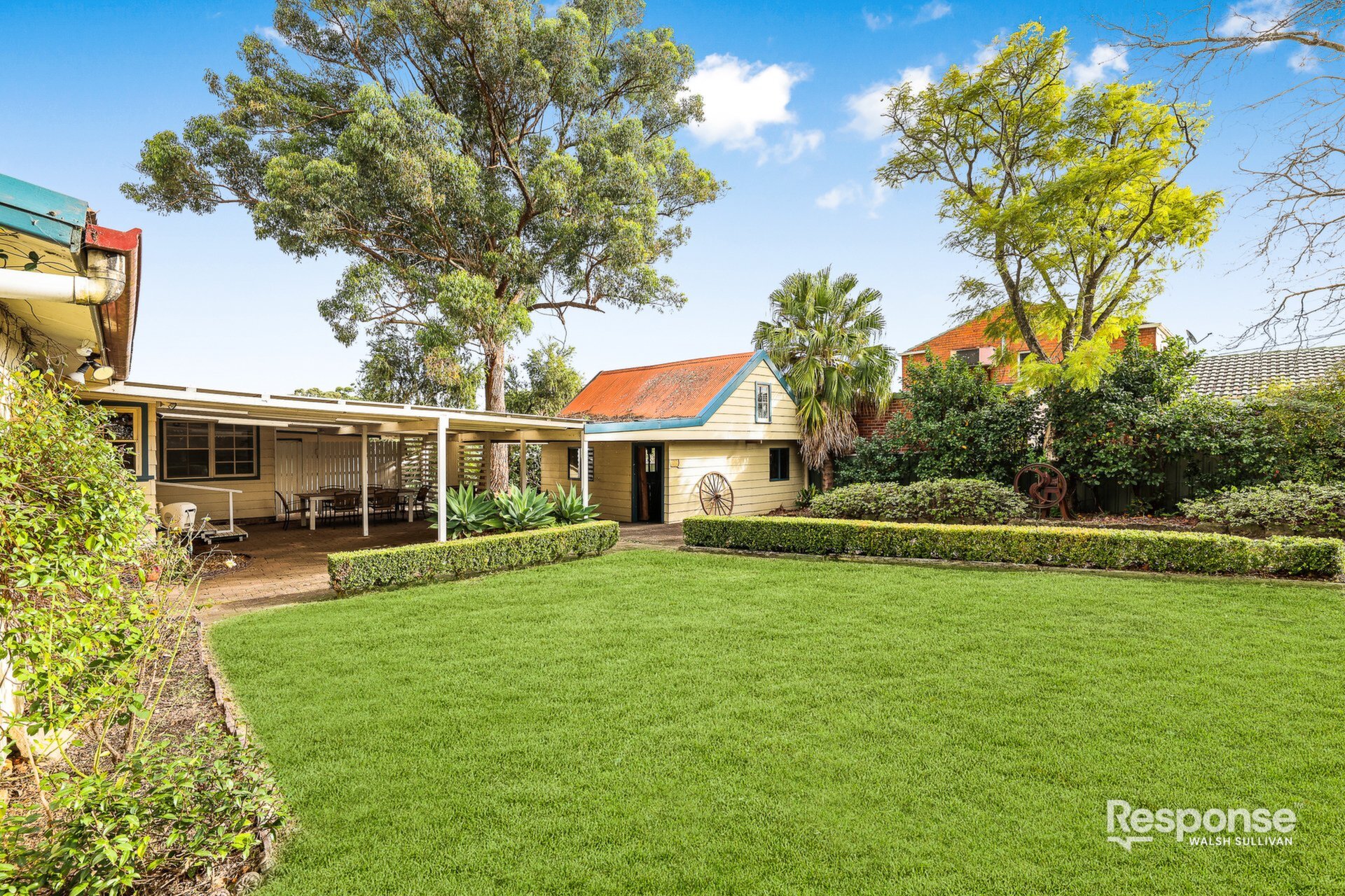 176 Windsor Road, Winston Hills Sold by ResponseRE Walsh Sullivan Northmead - image 1