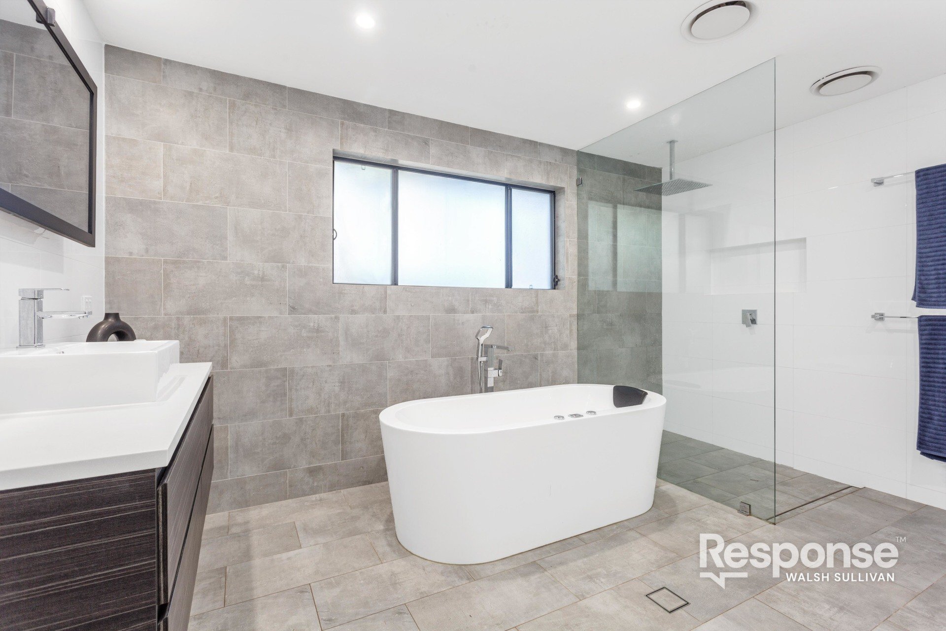 17 Orchard Avenue, Winston Hills Sold by ResponseRE Walsh Sullivan Northmead - image 1