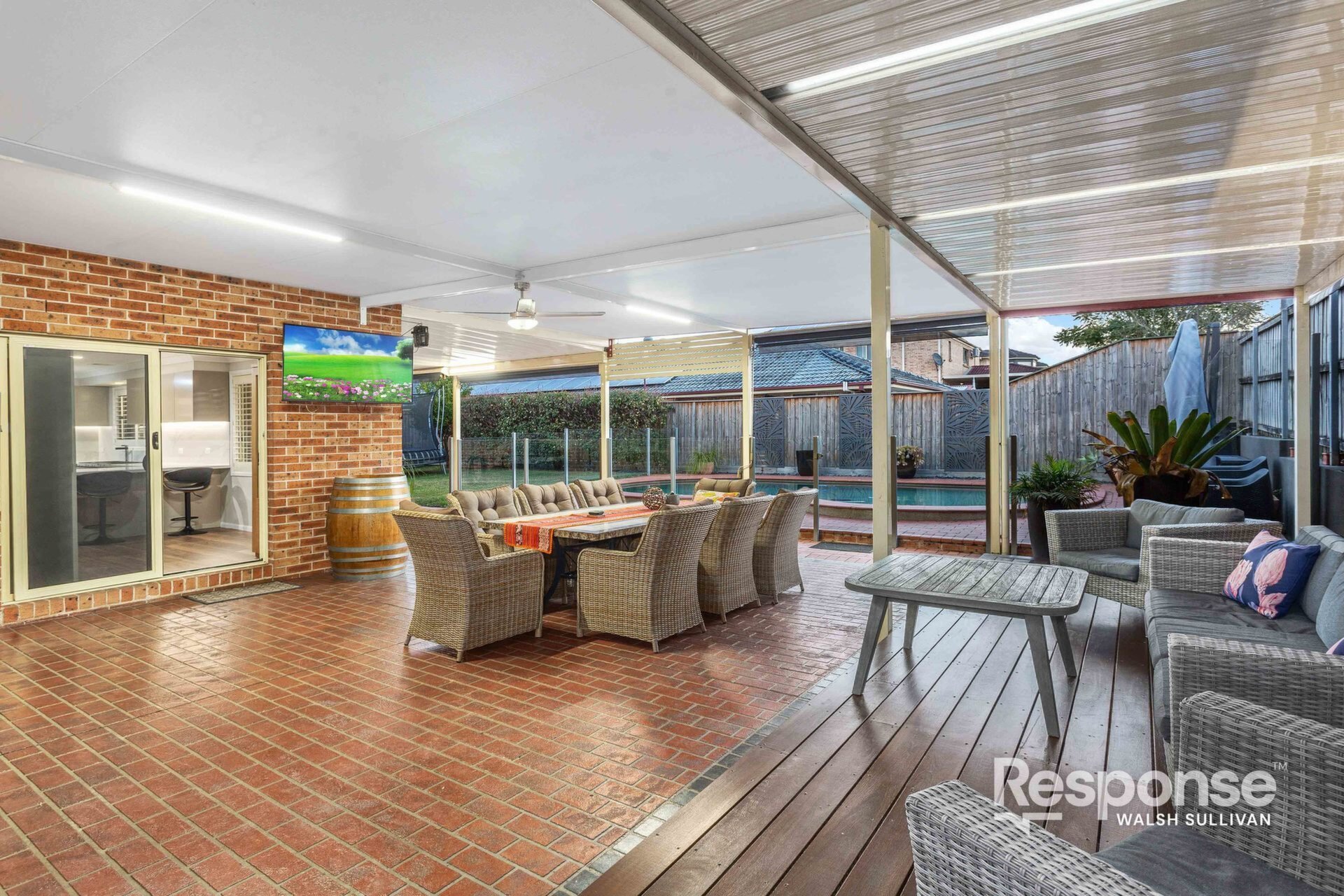 8 Hebe Place, Kellyville Sold by ResponseRE Walsh Sullivan Northmead - image 1