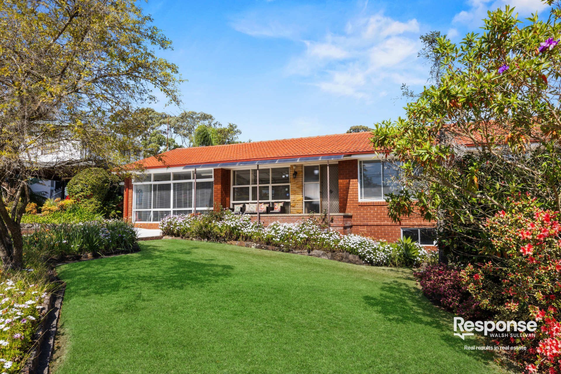 42 Carver Crescent, Baulkham Hills Sold by ResponseRE Walsh Sullivan Baulkham Hills - image 1