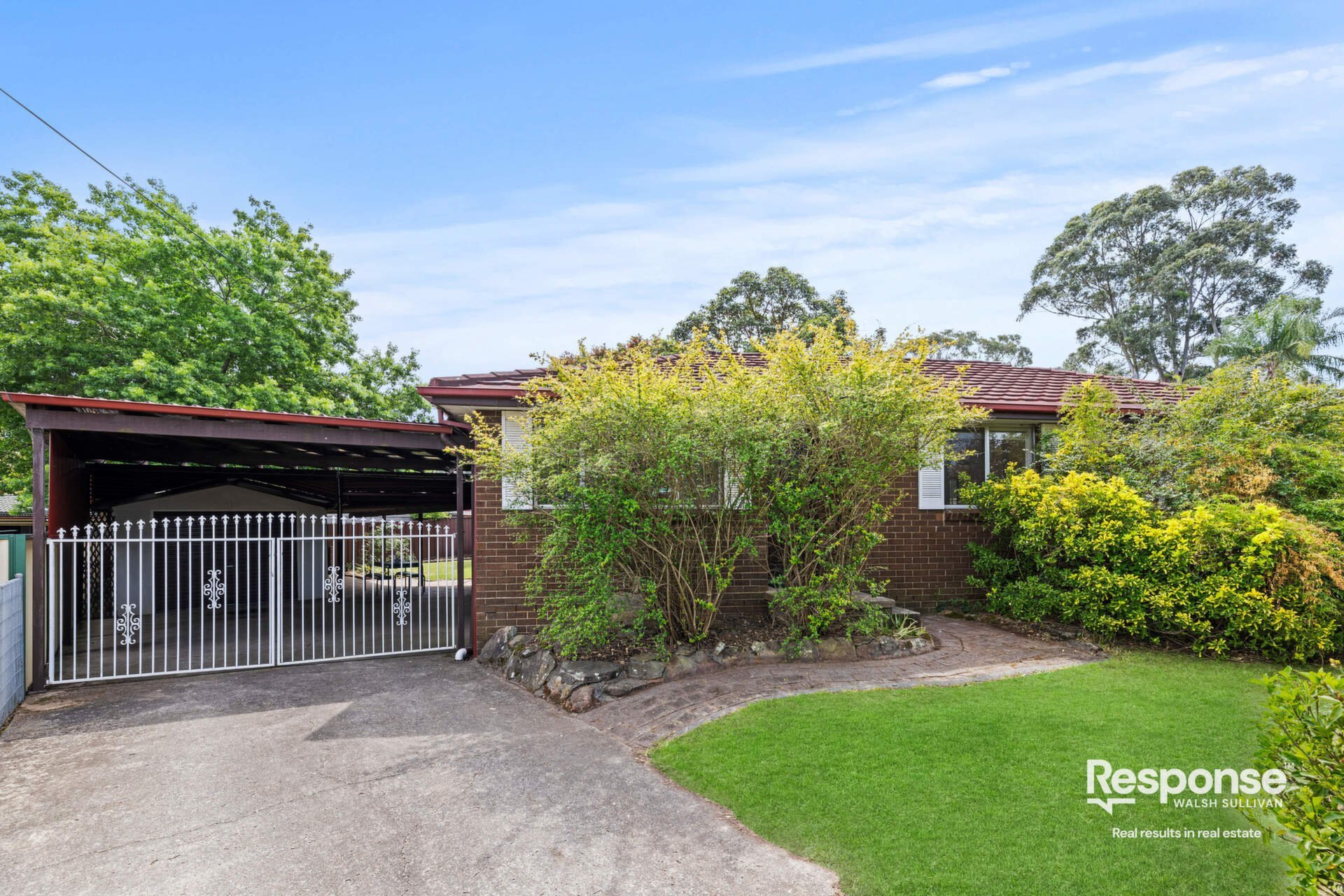 6 Loy Place, Quakers Hill Sold by ResponseRE Walsh Sullivan Baulkham Hills - image 1