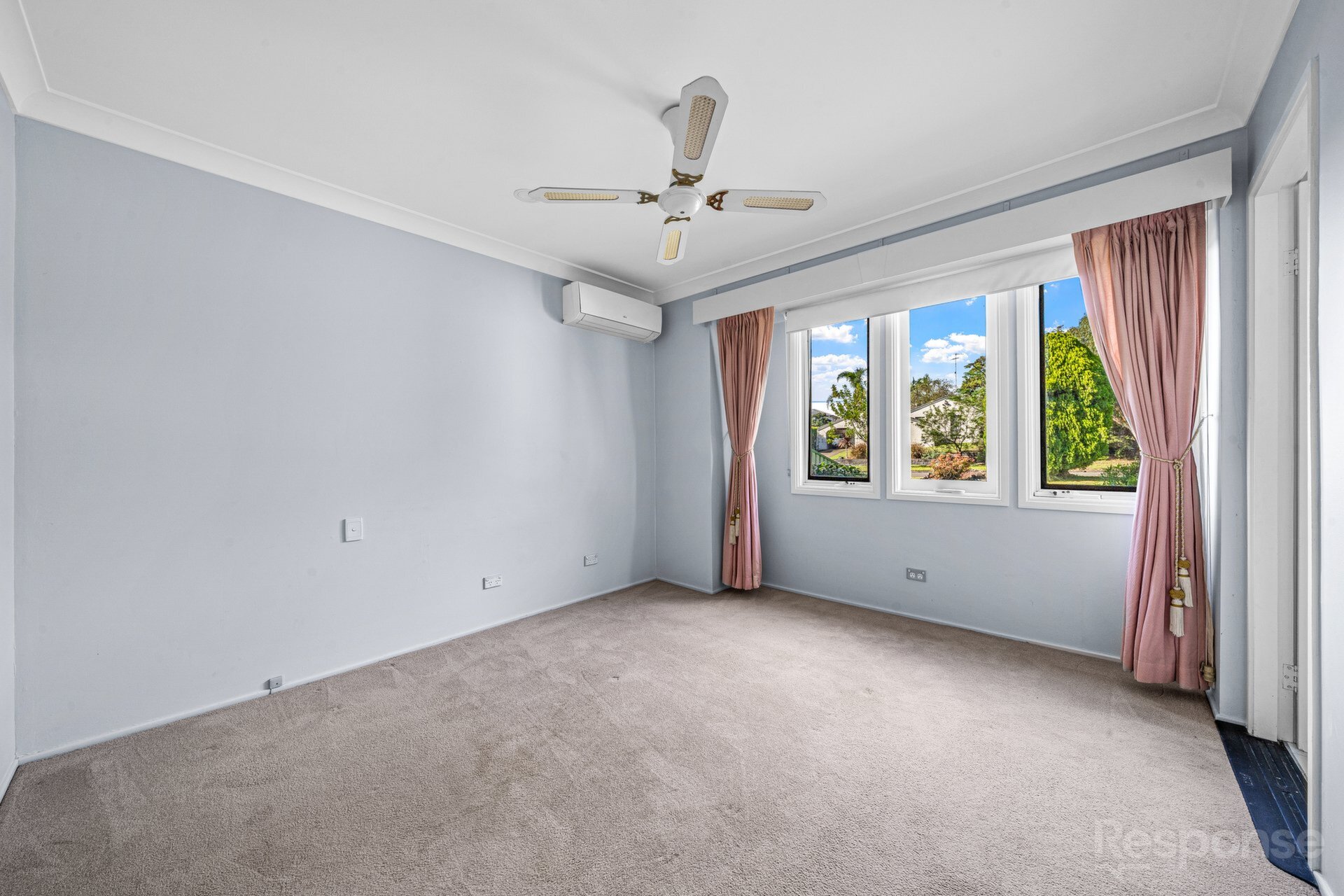 9 Plymouth Crescent, Kings Langley Sold by ResponseRE Norwest - image 1