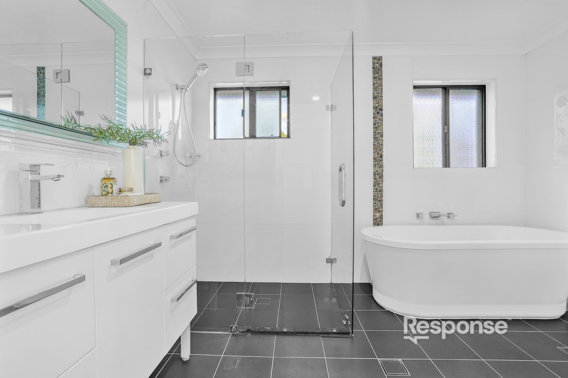 105 - 106 Linden Crescent, Cranebrook Sold by Response Real Estate Penrith - image 1