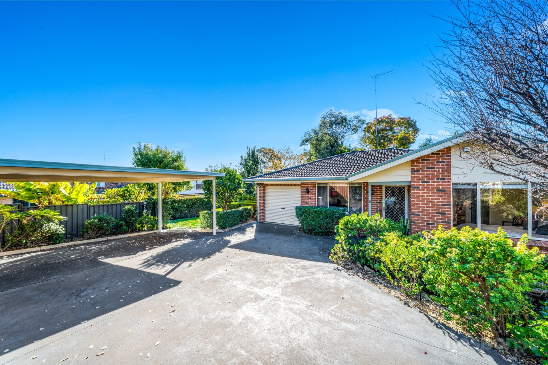 8 Amron Place, Acacia Gardens Sold by ResponseRE Norwest - image 1