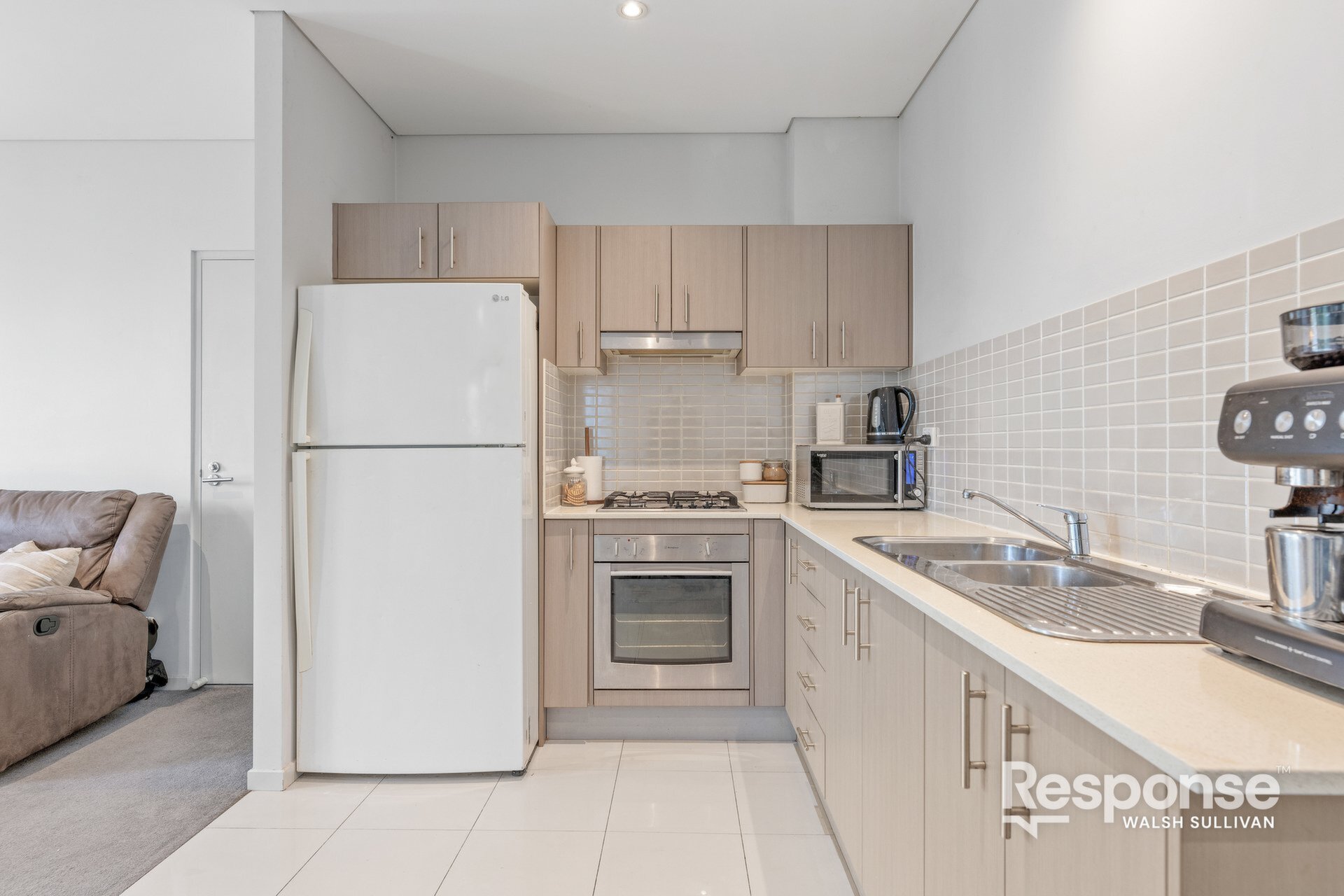 18/37-43 Balmoral Road, Northmead Sold by ResponseRE Walsh Sullivan Baulkham Hills - image 1
