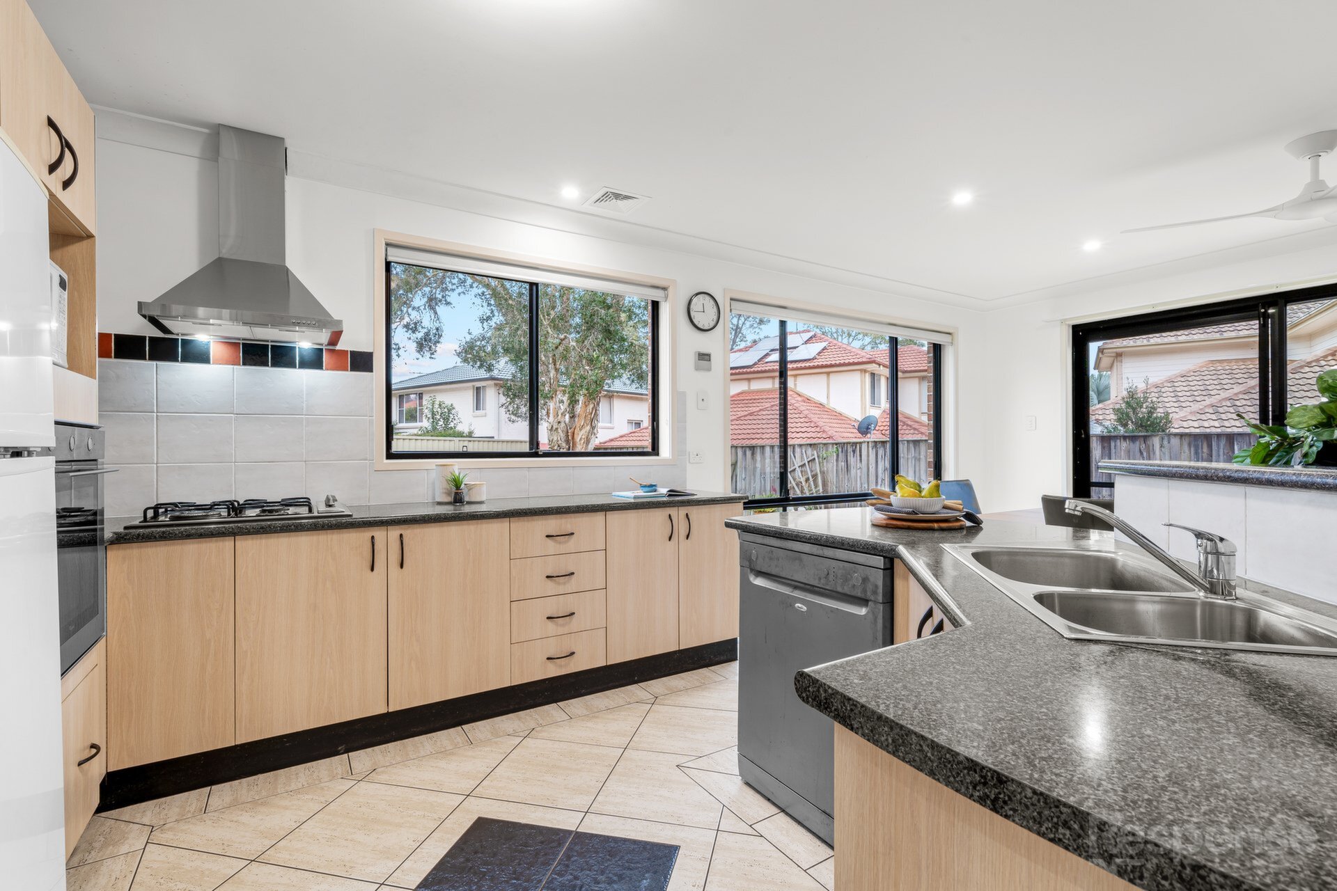 40 Skye Court, Kellyville Sold by ResponseRE Norwest - image 1