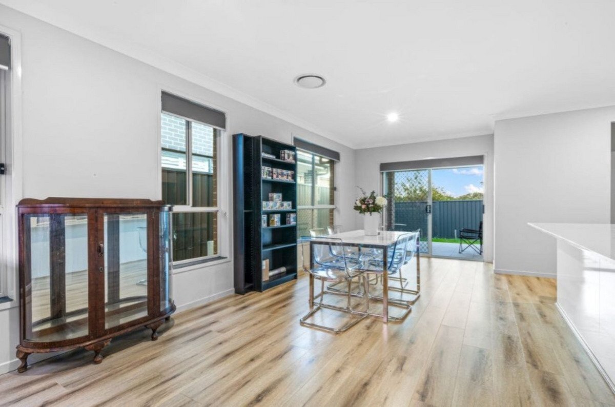18 Lachlan Valley Way, North Kellyville Leased by ResponseRE Norwest - image 1
