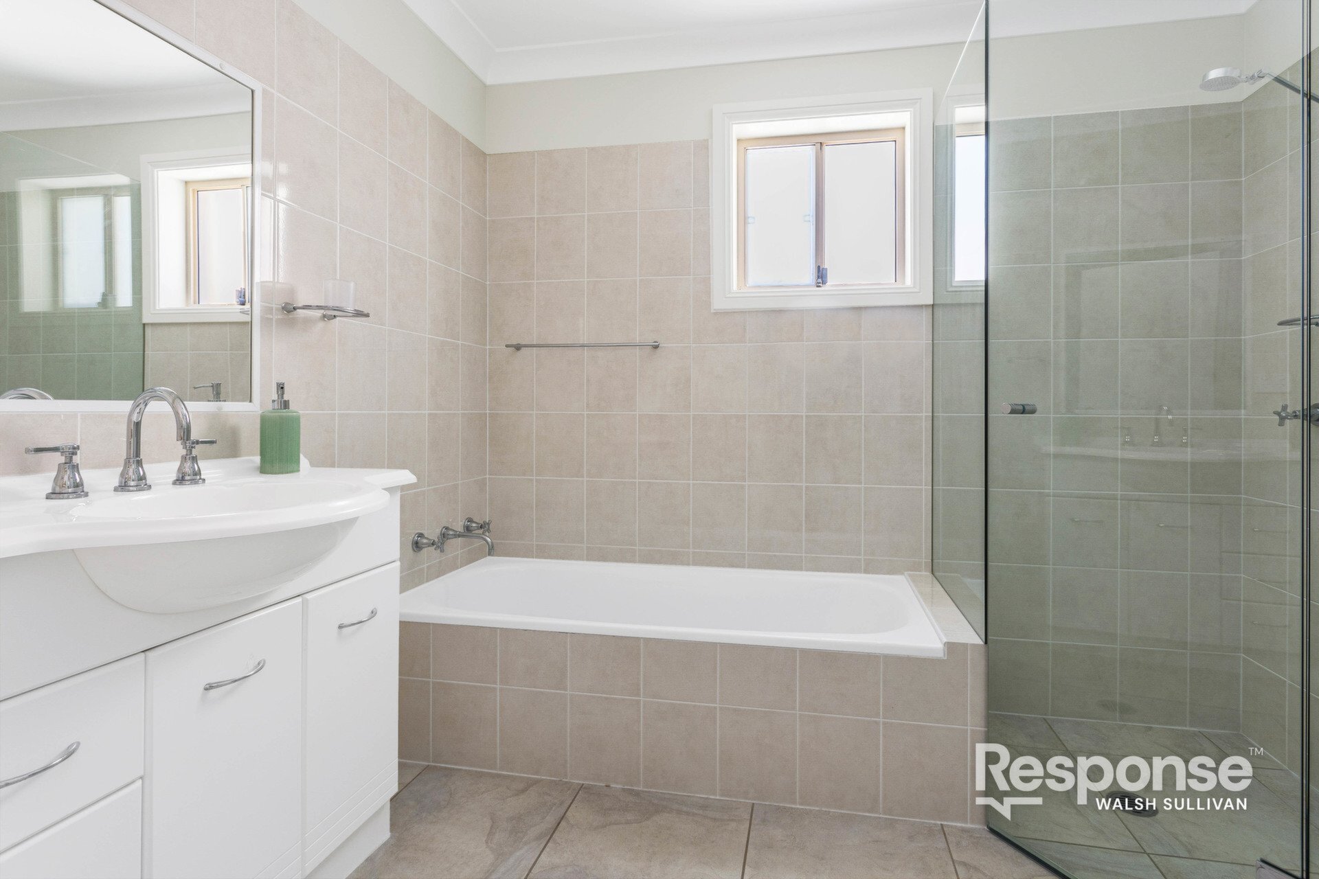 8/18 Buckleys Road, Winston Hills Sold by ResponseRE - image 1