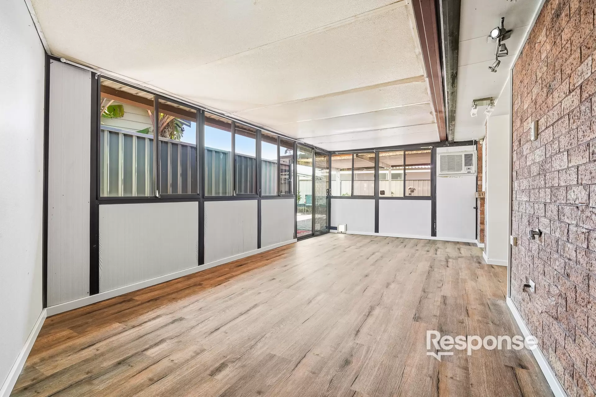 25 Madigan Drive, Werrington County Sold by ResponseRE - image 1