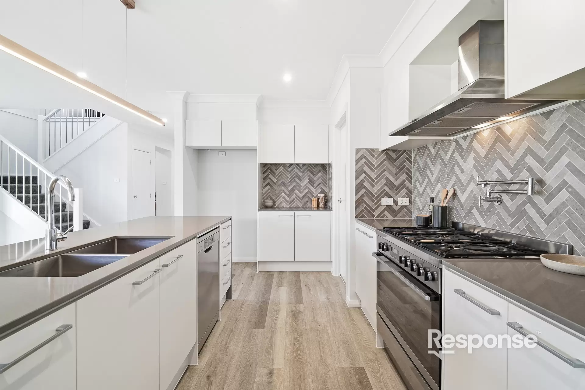 5 Pioneer Grove, Werrington Downs For Sale by Response Real Estate Penrith - image 1