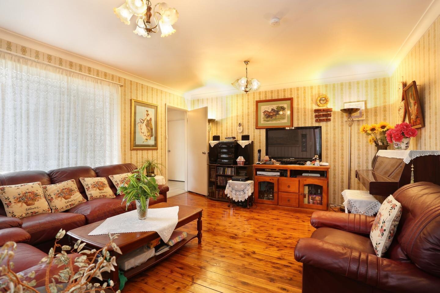 8 Yodalla Avenue, Emu Plains Sold by ResponseRE - image 1