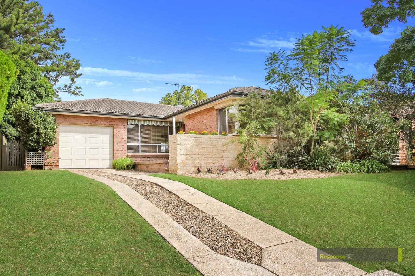 37 Lanhams Road, Winston Hills Sold by ResponseRE Walsh Sullivan Northmead - image 1