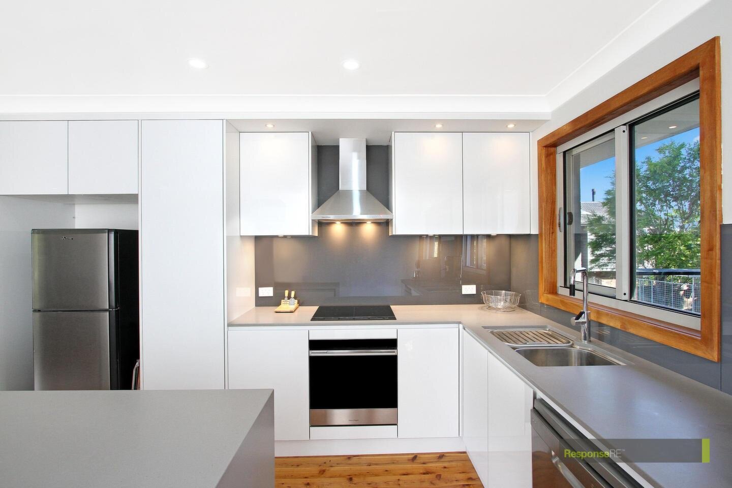 3 Eve Place, Winston Hills Sold by ResponseRE Walsh Sullivan Northmead - image 1