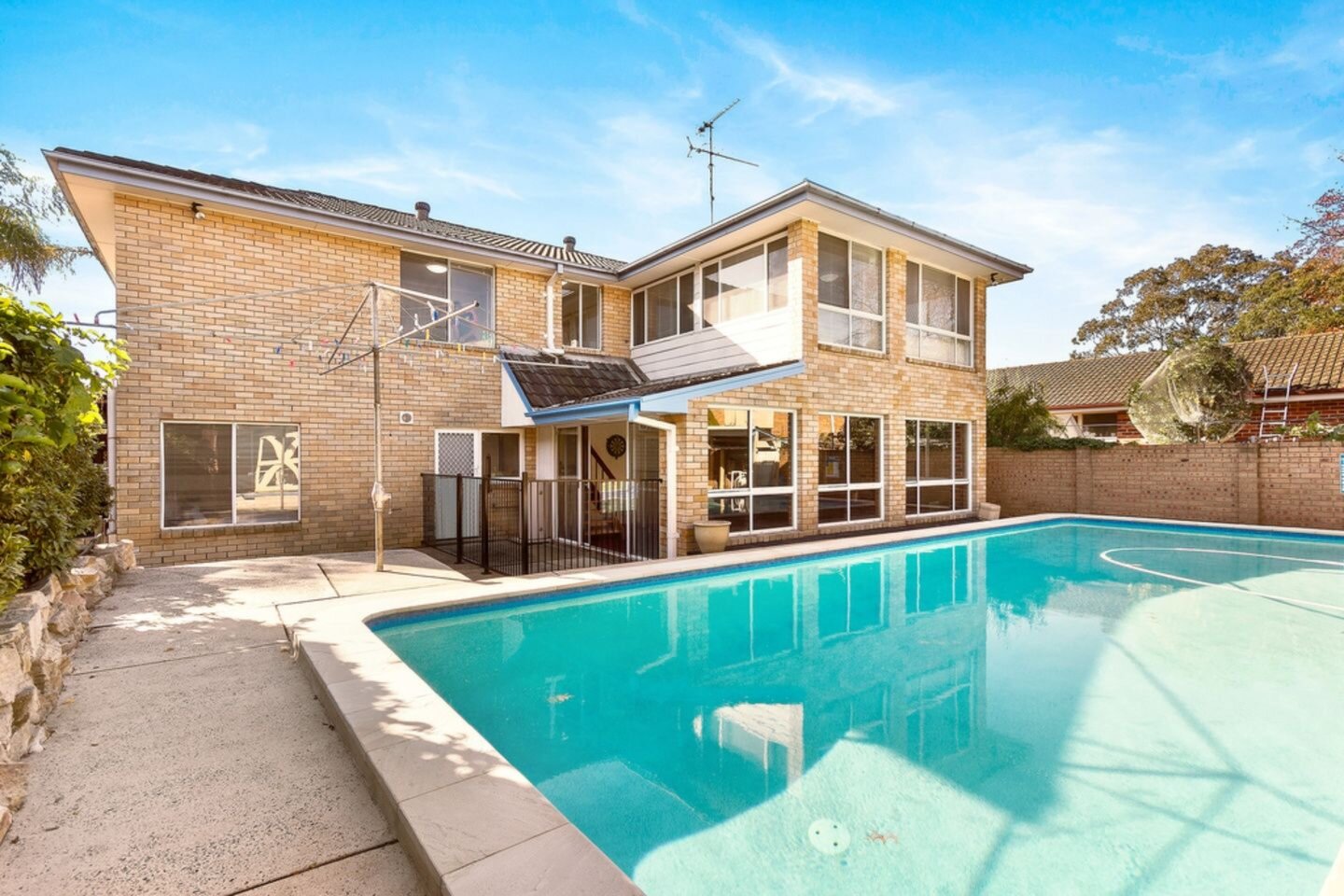 3 Echo Place, Winston Hills Sold by ResponseRE Walsh Sullivan Northmead - image 1