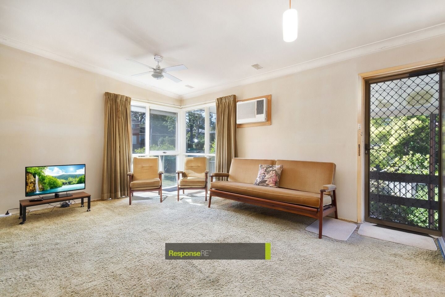 5 Ambleside Drive, Castle Hill Sold by ResponseRE Walsh Sullivan Baulkham Hills - image 1