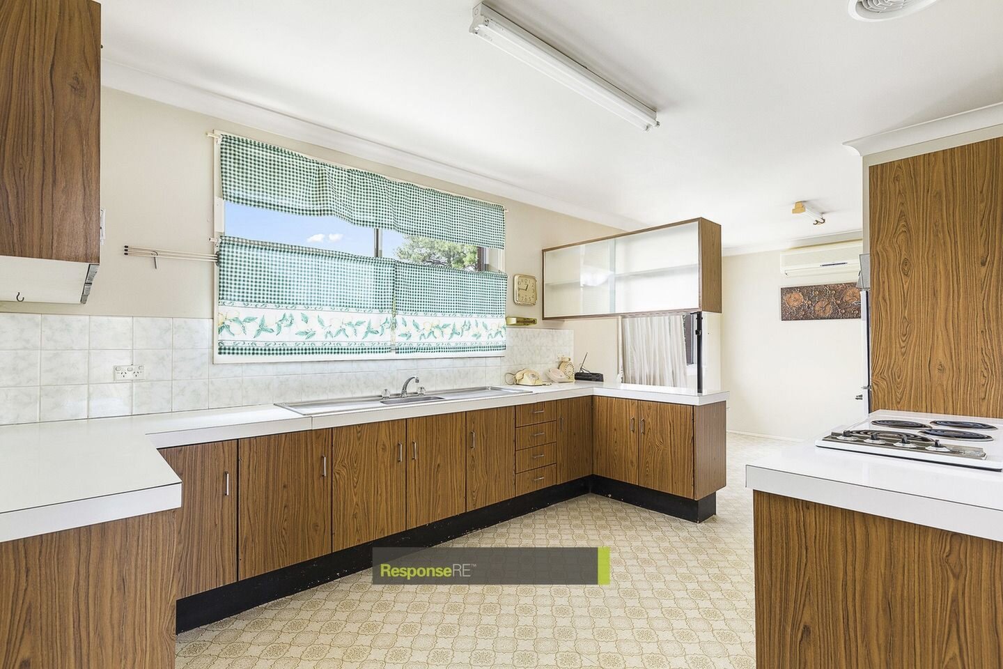 24 Tarana Crescent, Baulkham Hills Sold by ResponseRE Walsh Sullivan Baulkham Hills - image 1