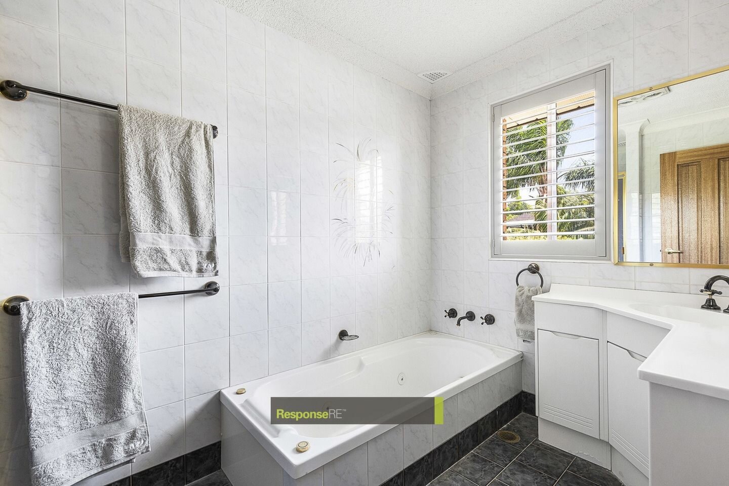 6 Callistemon Close, Baulkham Hills Sold by ResponseRE Walsh Sullivan Baulkham Hills - image 1
