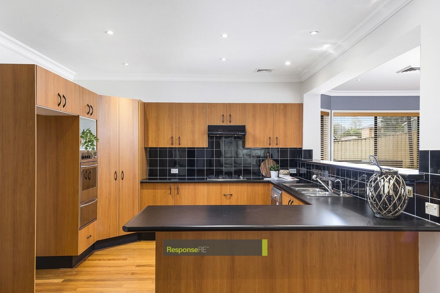 8 Fairmont Avenue, Norwest Sold by ResponseRE Walsh Sullivan Baulkham Hills - image 1
