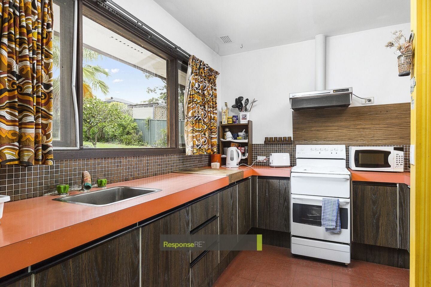 24 Chester Avenue, Baulkham Hills Sold by ResponseRE Walsh Sullivan Northmead - image 1