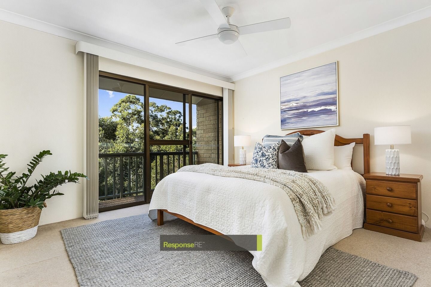 8/2 Rogal Place, Macquarie Park Sold by ResponseRE Walsh Sullivan Baulkham Hills - image 1