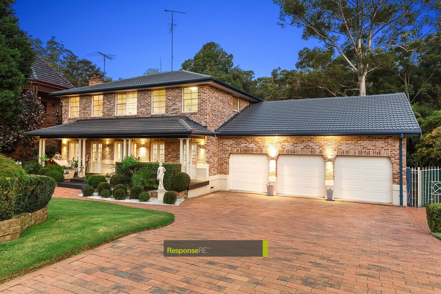 11 Cottonwood Place, Castle Hill Sold by ResponseRE Walsh Sullivan Baulkham Hills - image 1